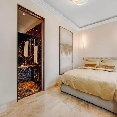 Luxueux Champs Elysees Apartamento París